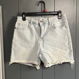 Judy blue shorts